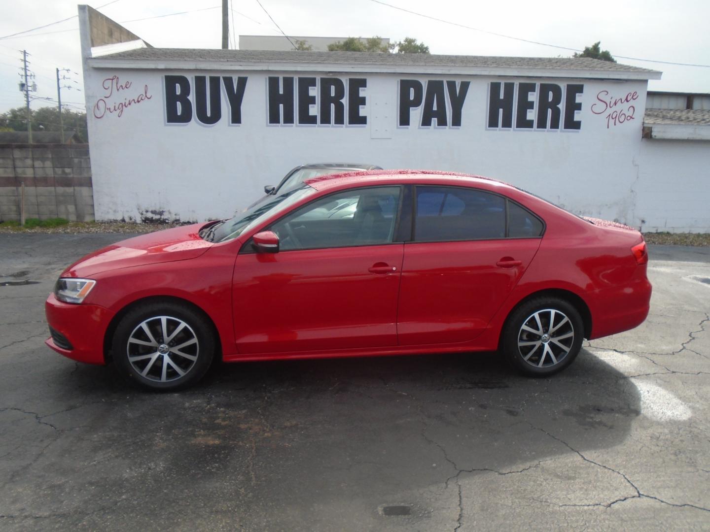 2012 RED Volkswagen Jetta SE (3VWDP7AJXCM) with an 2.5L L5 DOHC 20V engine, located at 6112 N Florida Avenue, Tampa, FL, 33604, (888) 521-5131, 27.954929, -82.459534 - Photo#0